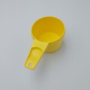 Tupperware Measuring‎ 2/3 Cup Replacement Yellow #763 Kitchen Gadget